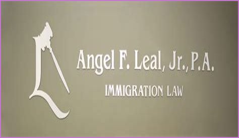 Ángel Leal biografía: edad, esposa, altura, Wikipedia, married wife, age